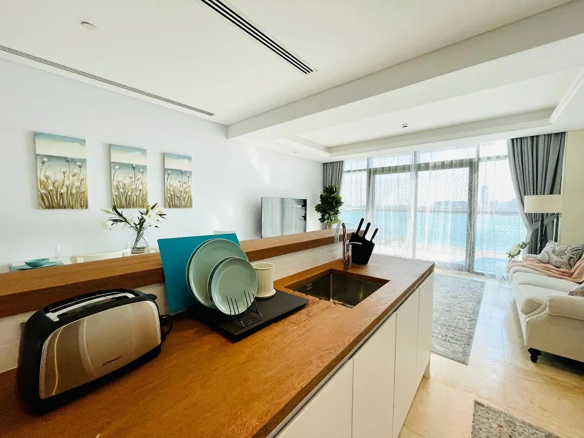 Dar Vacation - Stunning Palm View 3Bdr Apartment Ντουμπάι