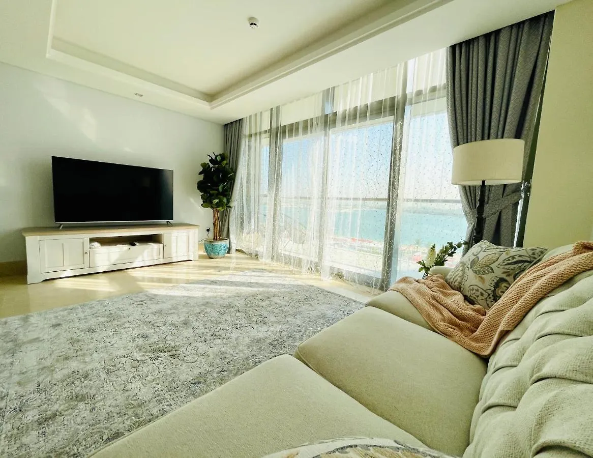 Dar Vacation - Stunning Palm View 3Bdr Apartment Дубай