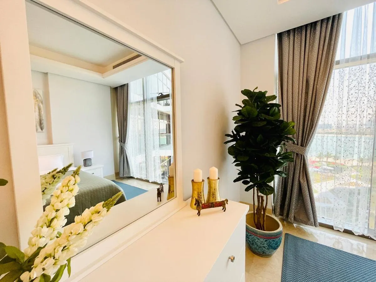 Dar Vacation - Stunning Palm View 3Bdr Apartment Дубай