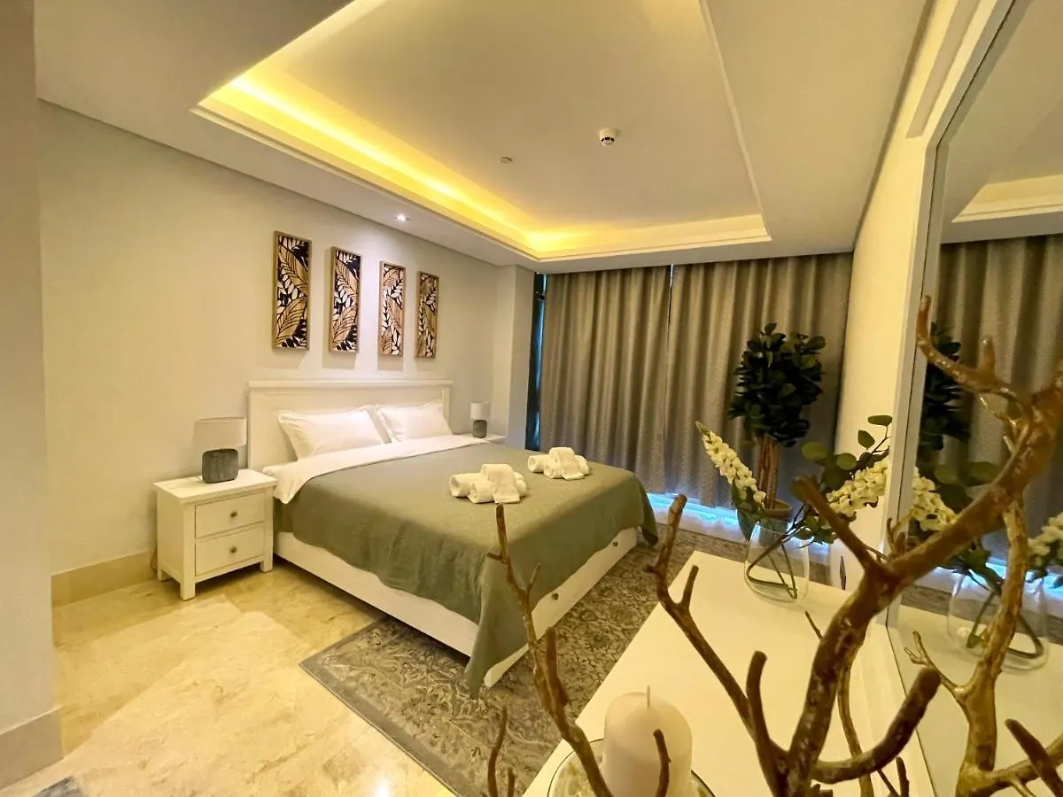 Dar Vacation - Stunning Palm View 3Bdr Apartment Дубай