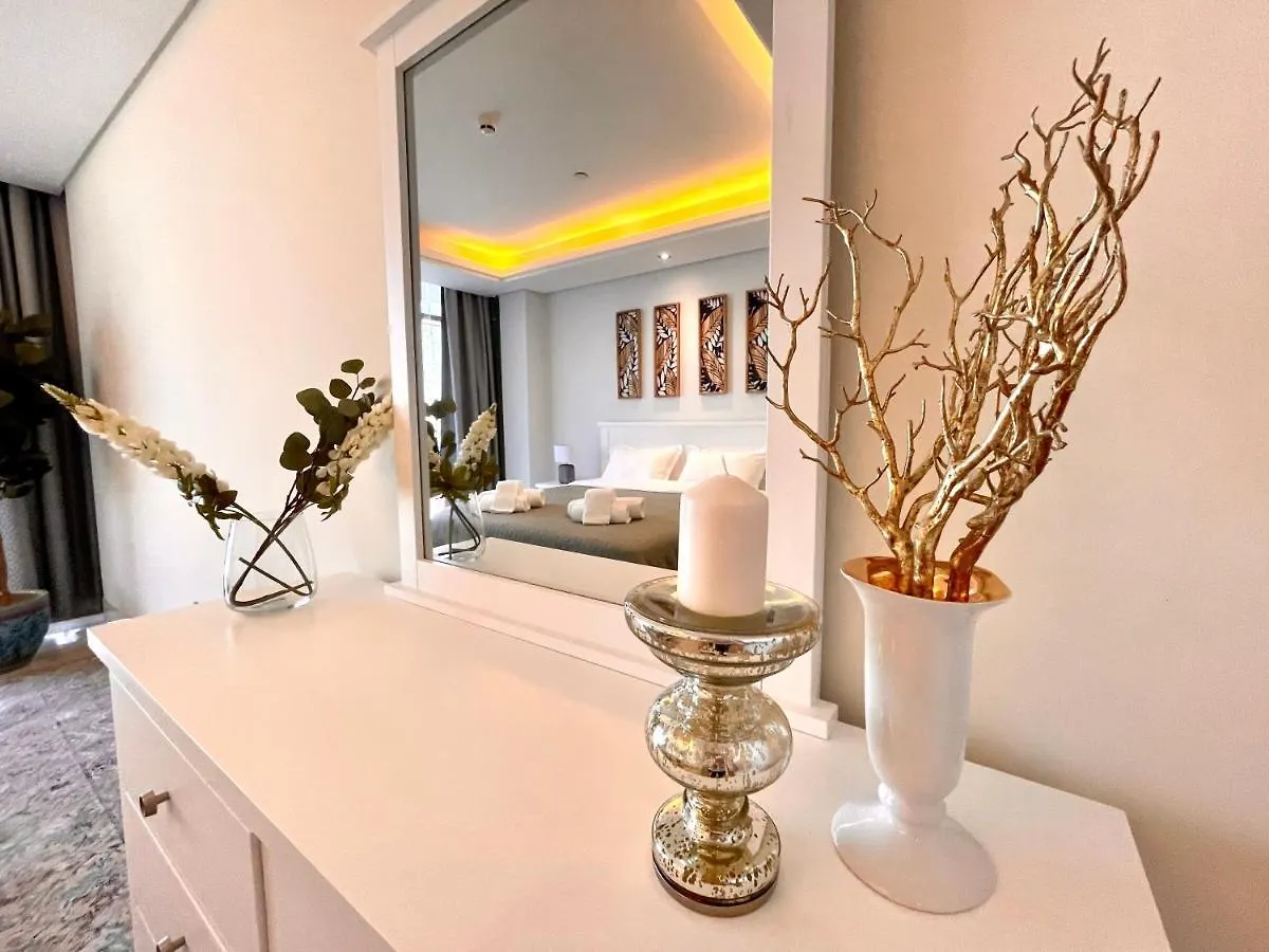 Dar Vacation - Stunning Palm View 3Bdr Apartment Дубай