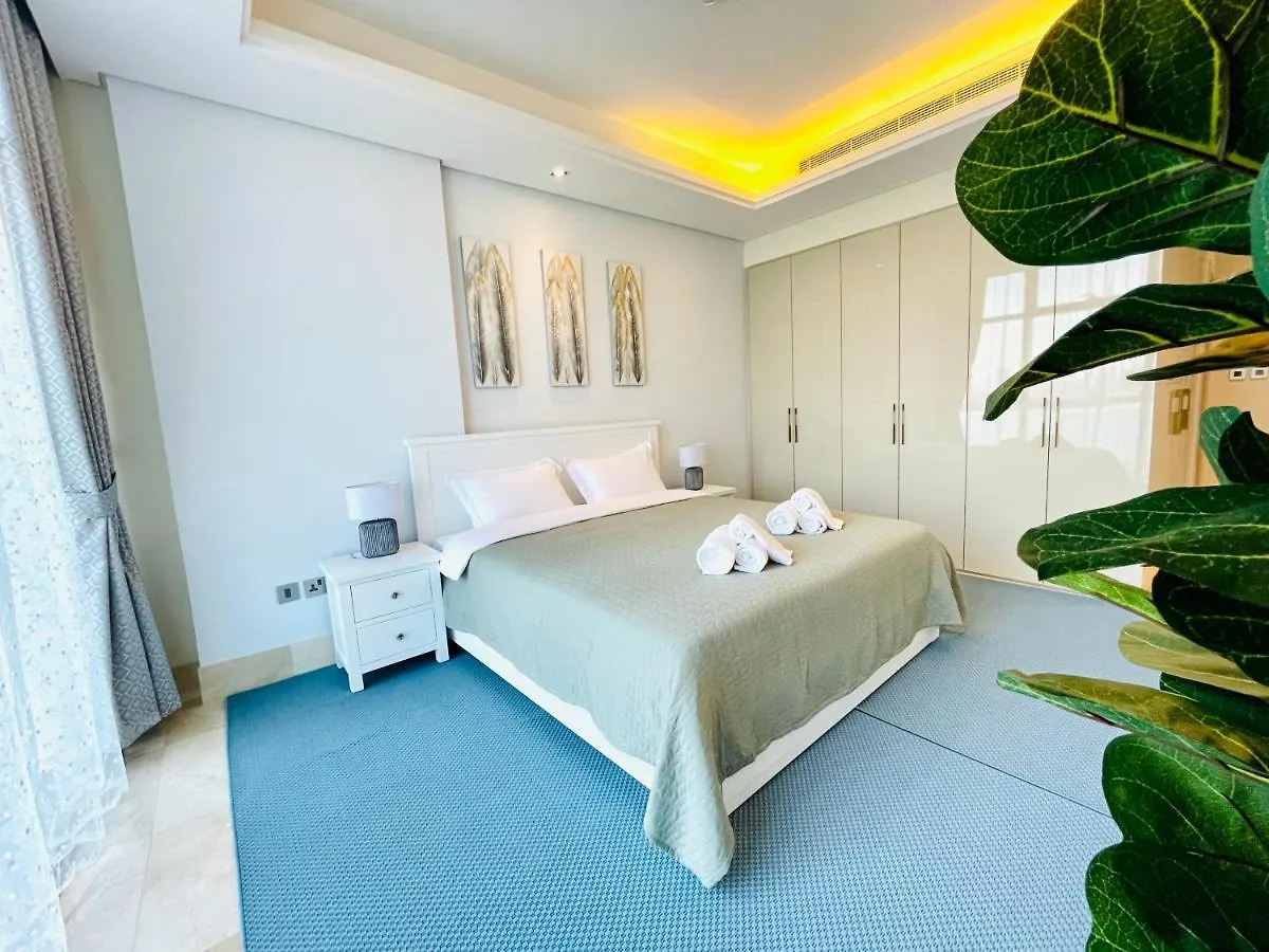 Dar Vacation - Stunning Palm View 3Bdr Apartment Дубай